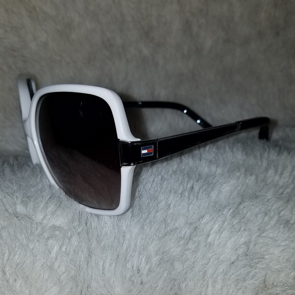 Tommy Hilfiger sunglasses main image 8